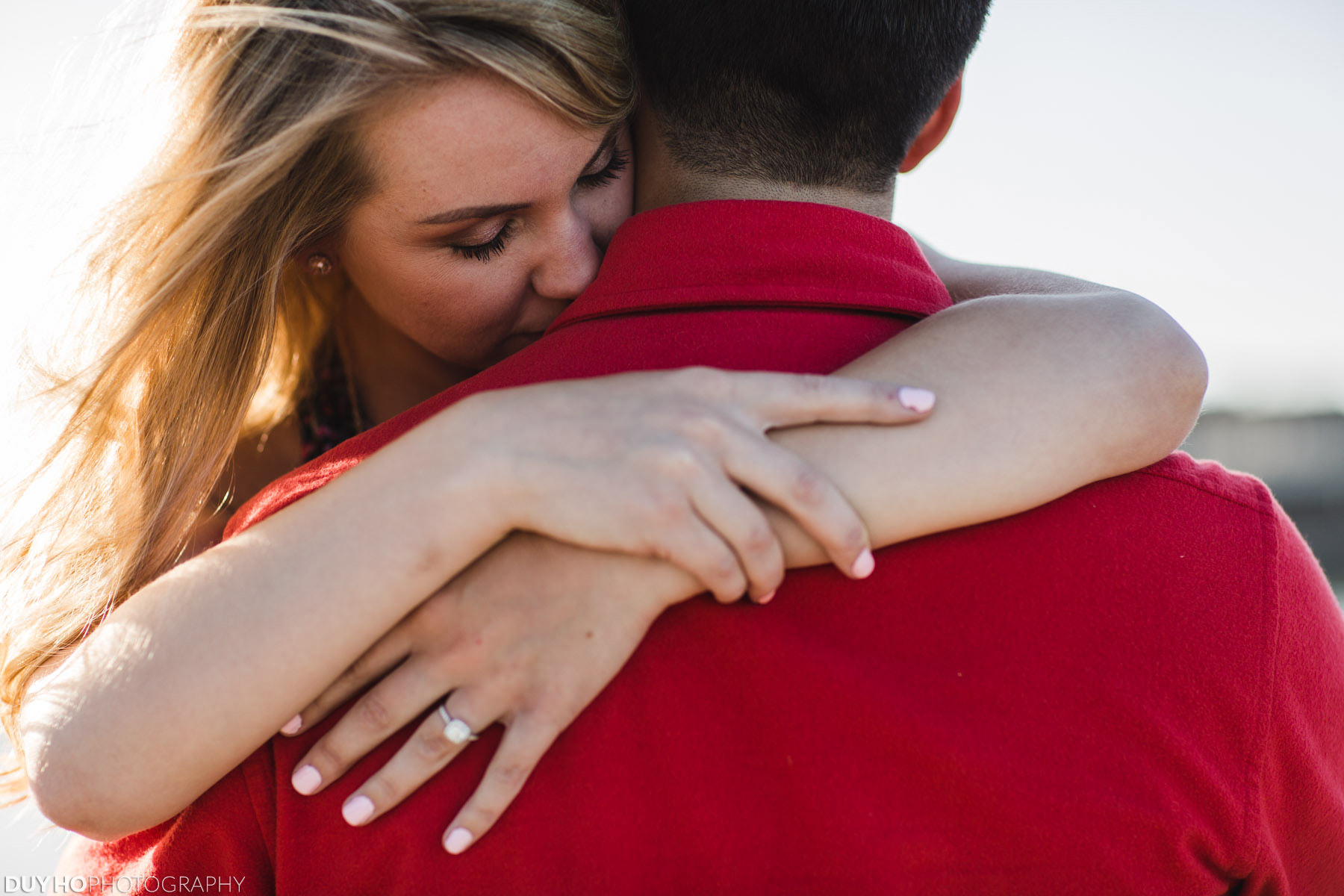 pier 14 engagement photo