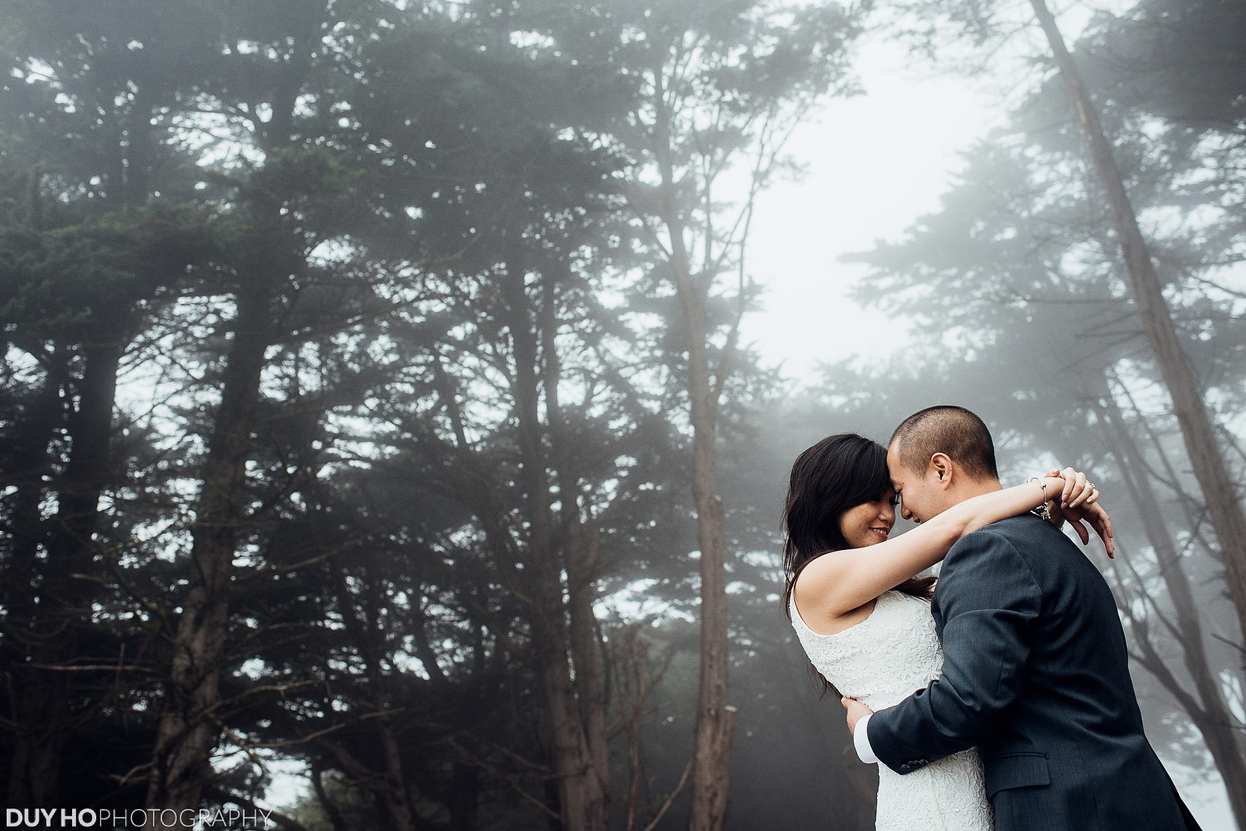 San Francisco Engagement Photos by Duy Ho