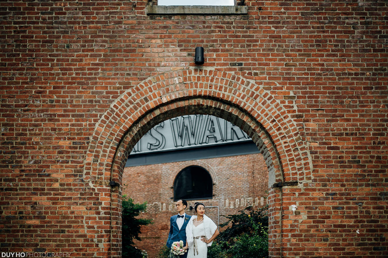 DUMBO Loft wedding photo | Brookyln, New York | Duy Ho Photography