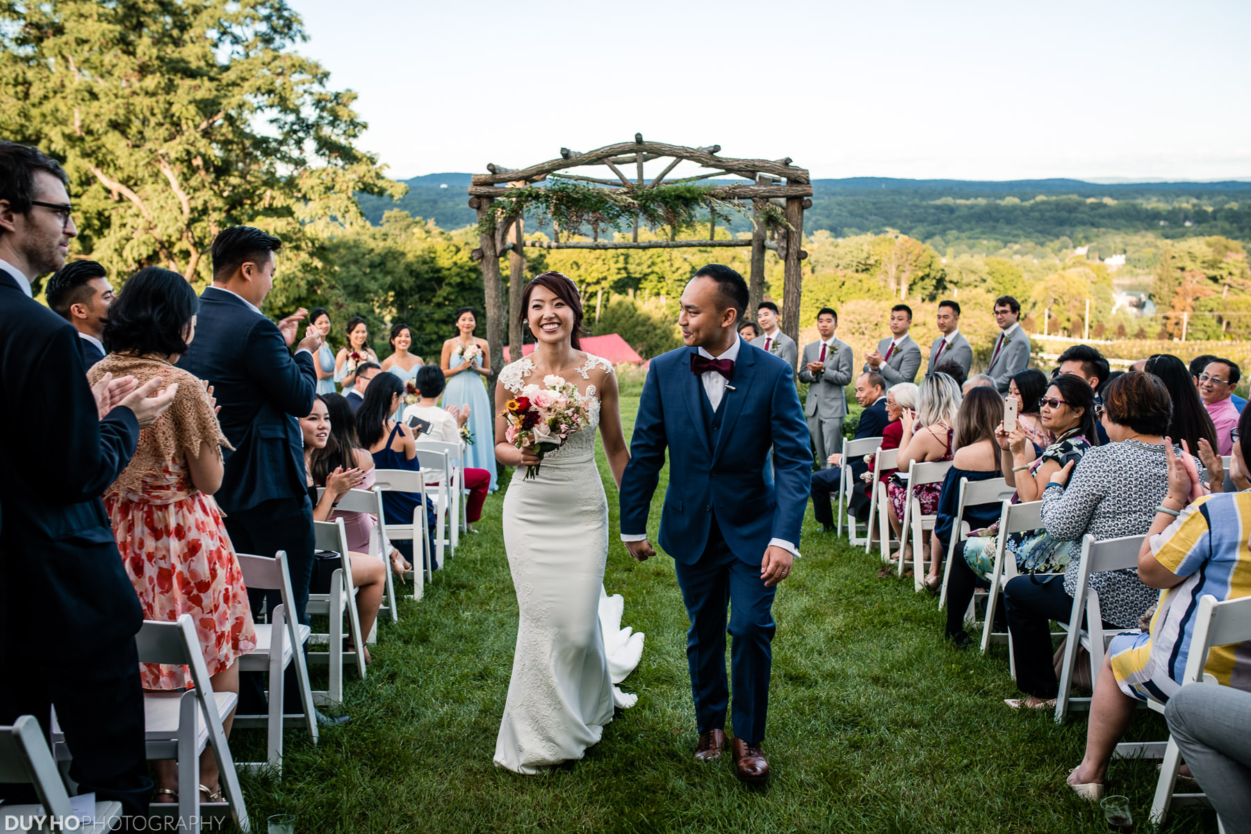 Red Maple Vineyard Wedding Photographed By Duy Ho
