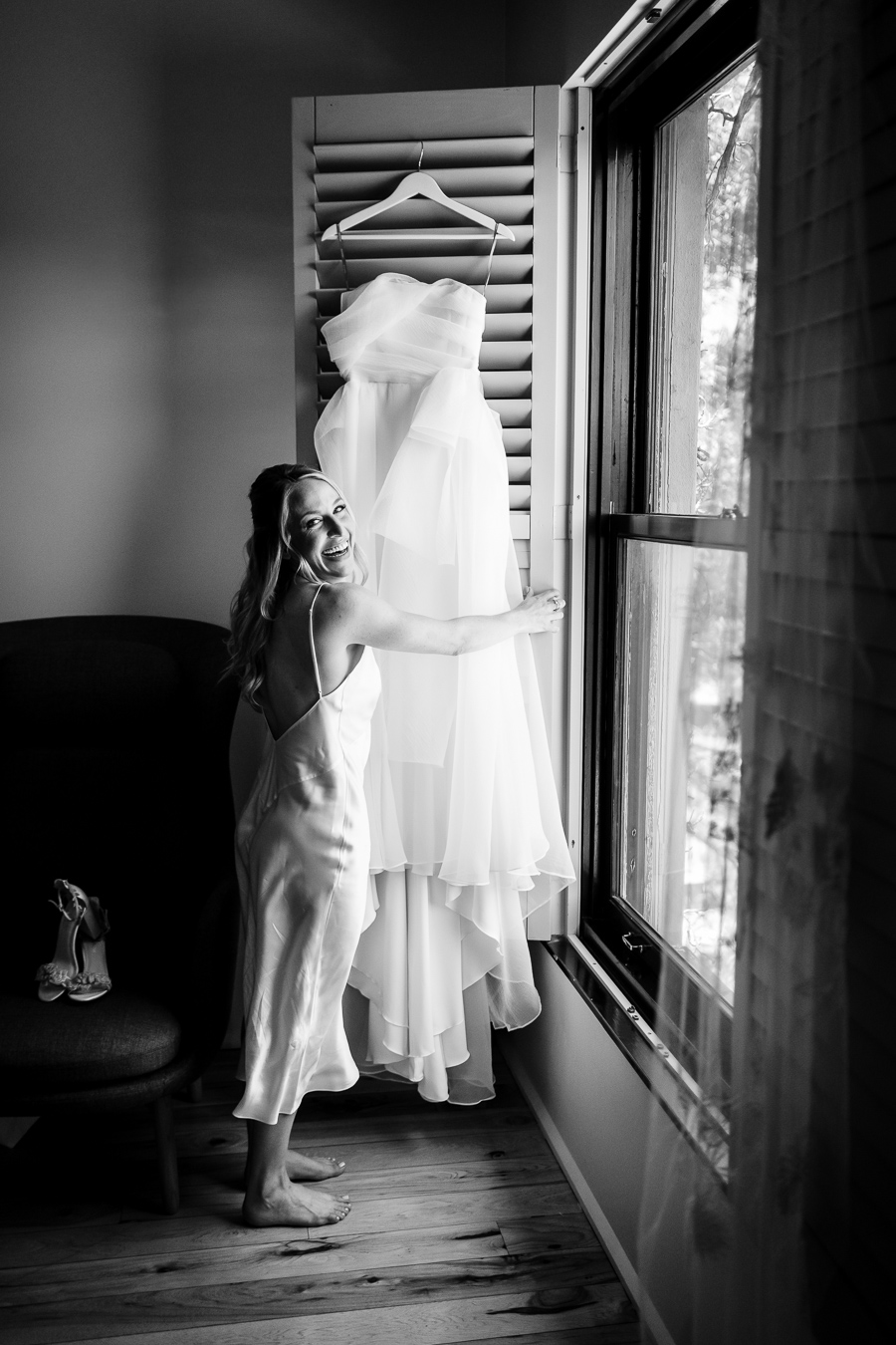 Bride and bridesmaids at Ru's Farm wedding Healdsburg