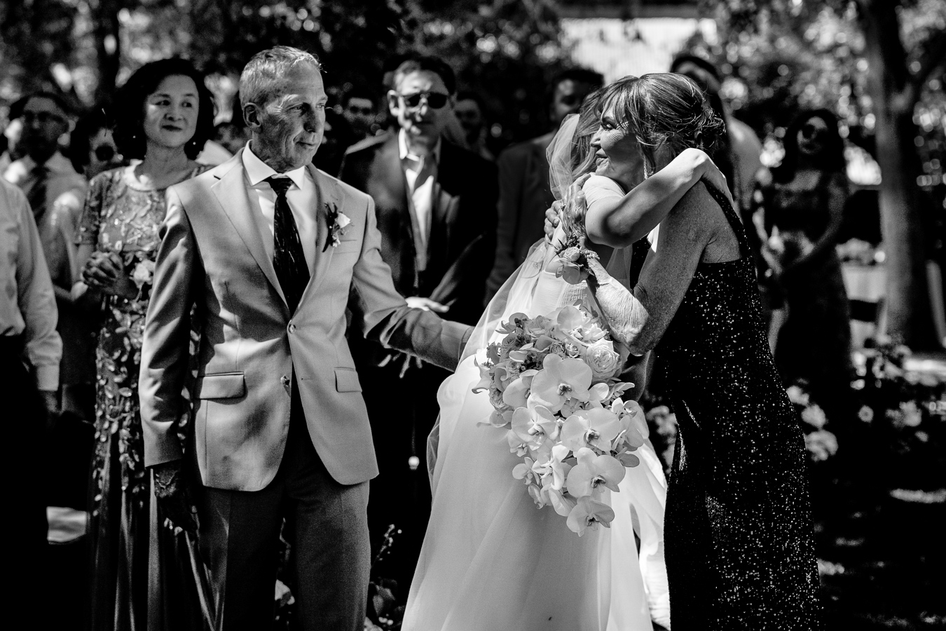 Wedding couple at Ru's Farm Healdsburg vineyard wedding